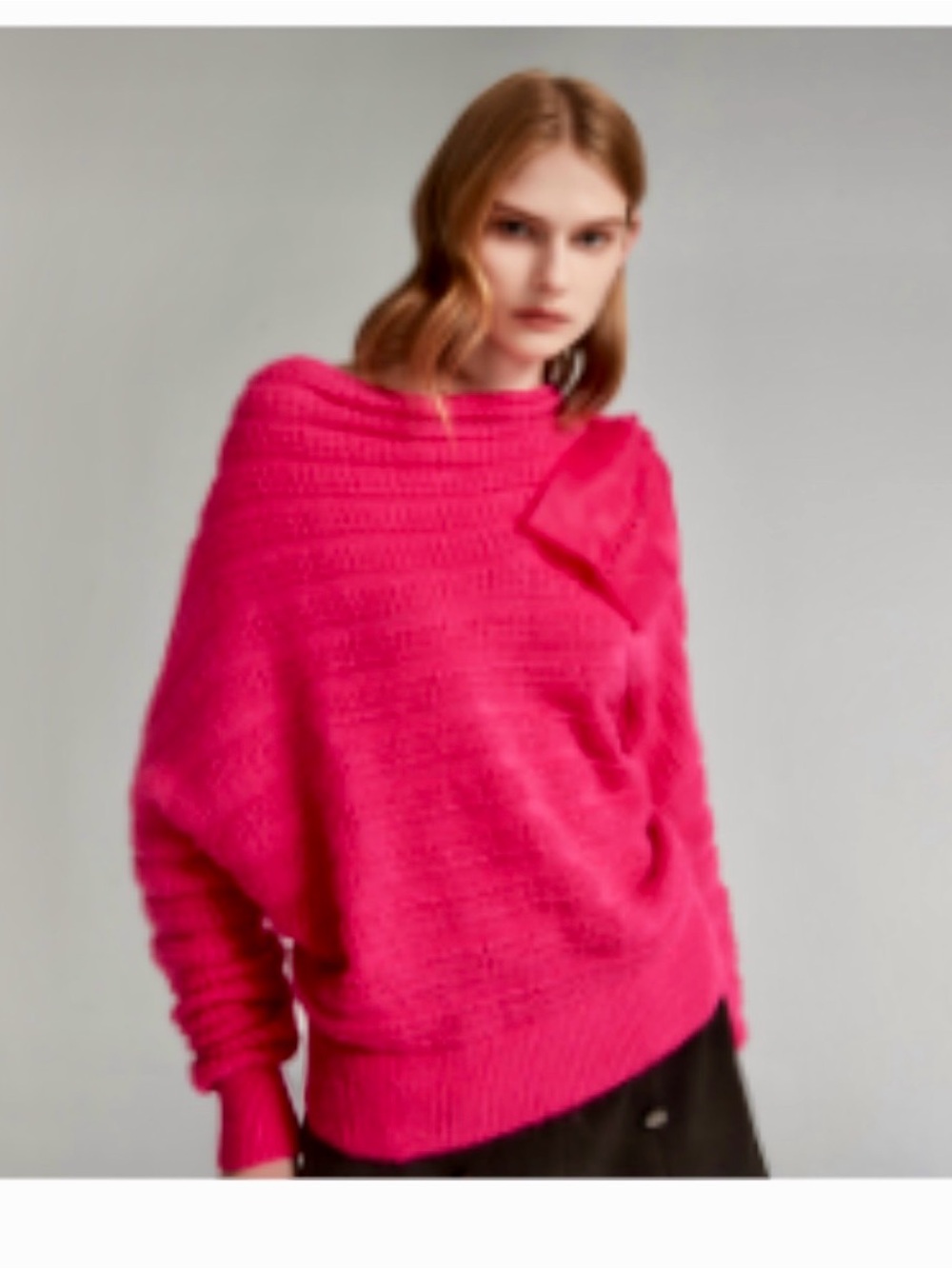 Women’s Vibrant Pink Sweater with Elegant Bow